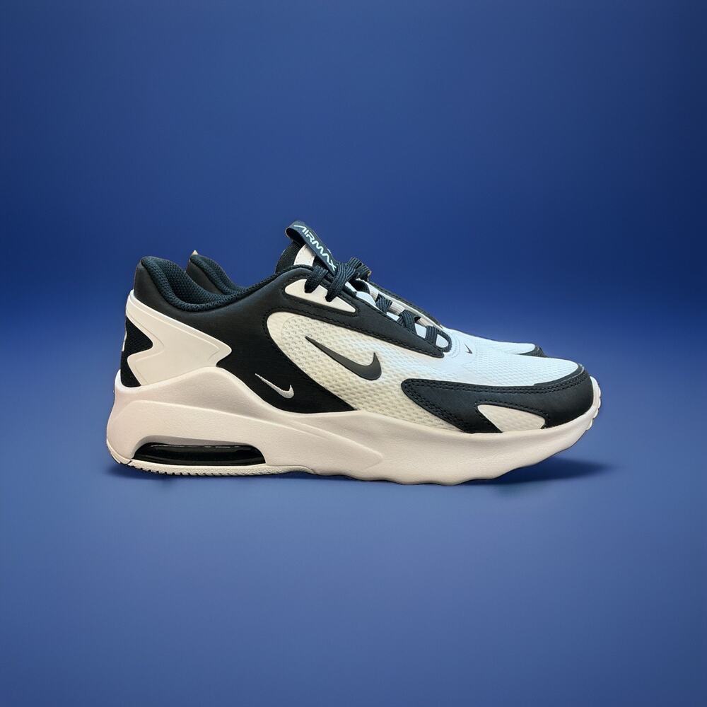 Size 8 Nike Air Max Bolt CU4152-101 Womens Running White Black Mesh Sneakers
